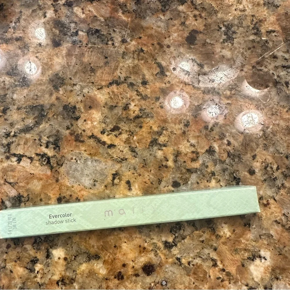 Mally evercolor eyeshadow stick